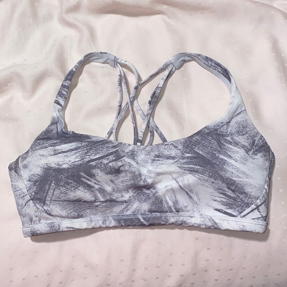 Lululemon Free to Be Wild Sports Bra